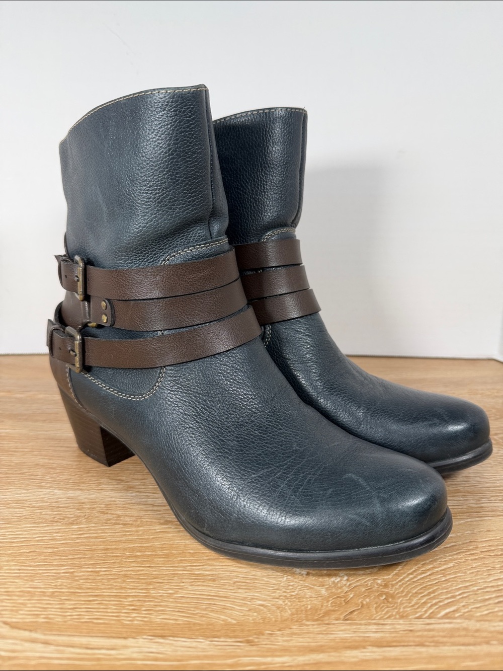Naturalizer Katrina Leather Ankle Boots Blue with Brown Strap Detail